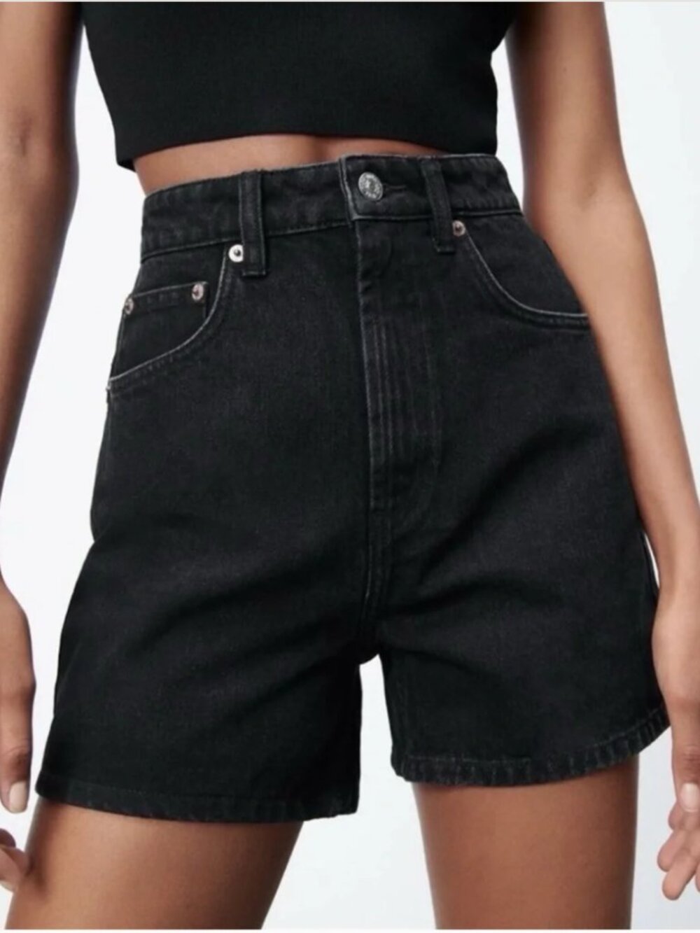 Zara Black High-Rise Mom Fit Denim Shorts Size 8